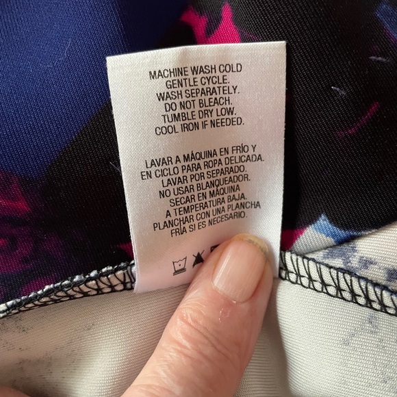 Metaphor vibrant design sheath Size Medium. - Picture 5 of 10